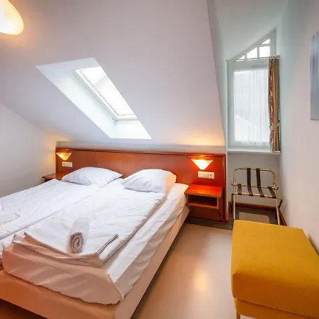 Klassik Appartement mit 2 Schlafzimmern und Balkon im Dachgeschoss 031 Ostseebad Ostseebad Binz Exterior foto